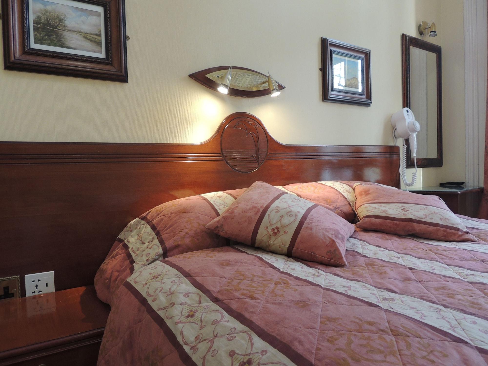 Dolphin Hotel London Bagian luar foto