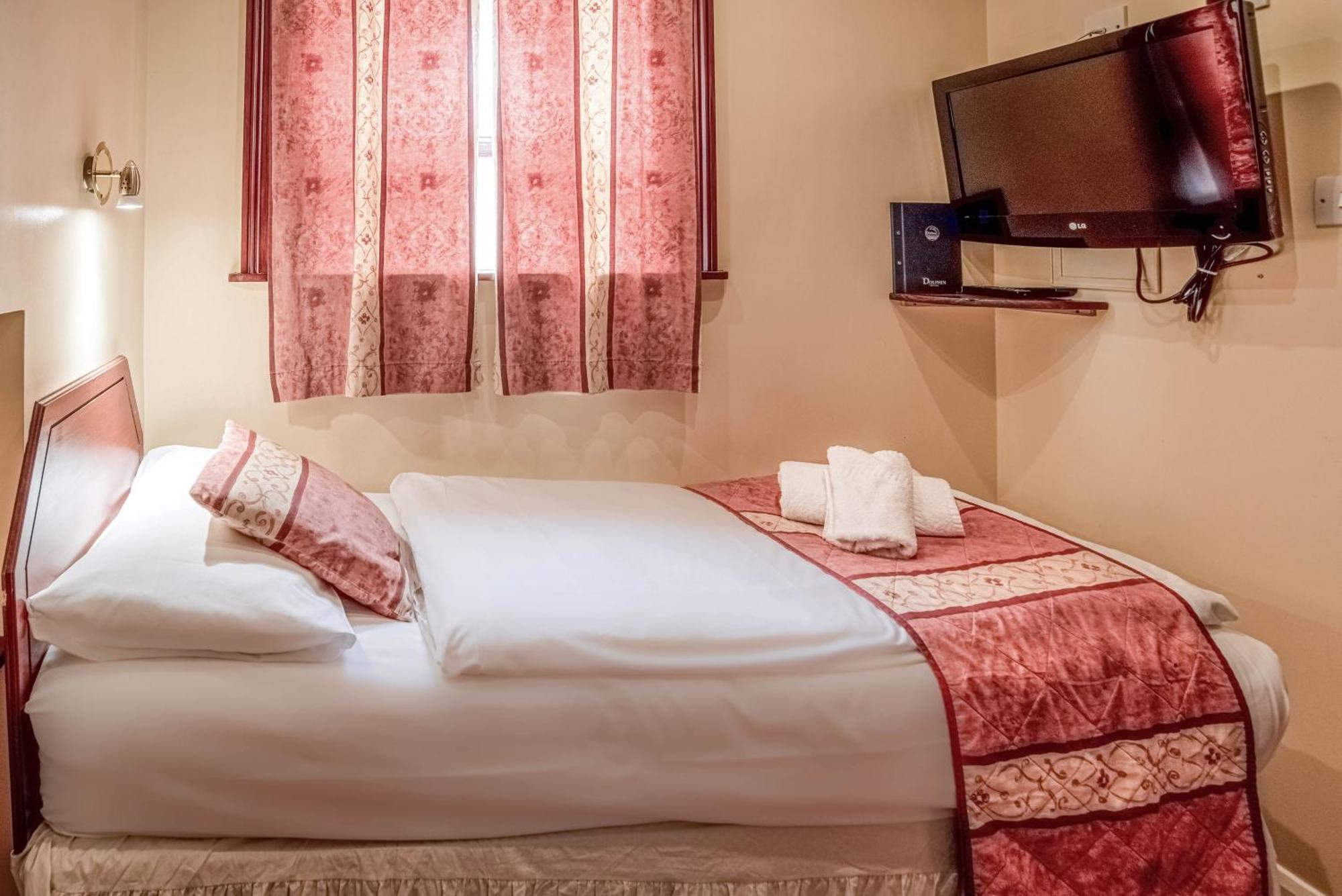 Dolphin Hotel London Bagian luar foto