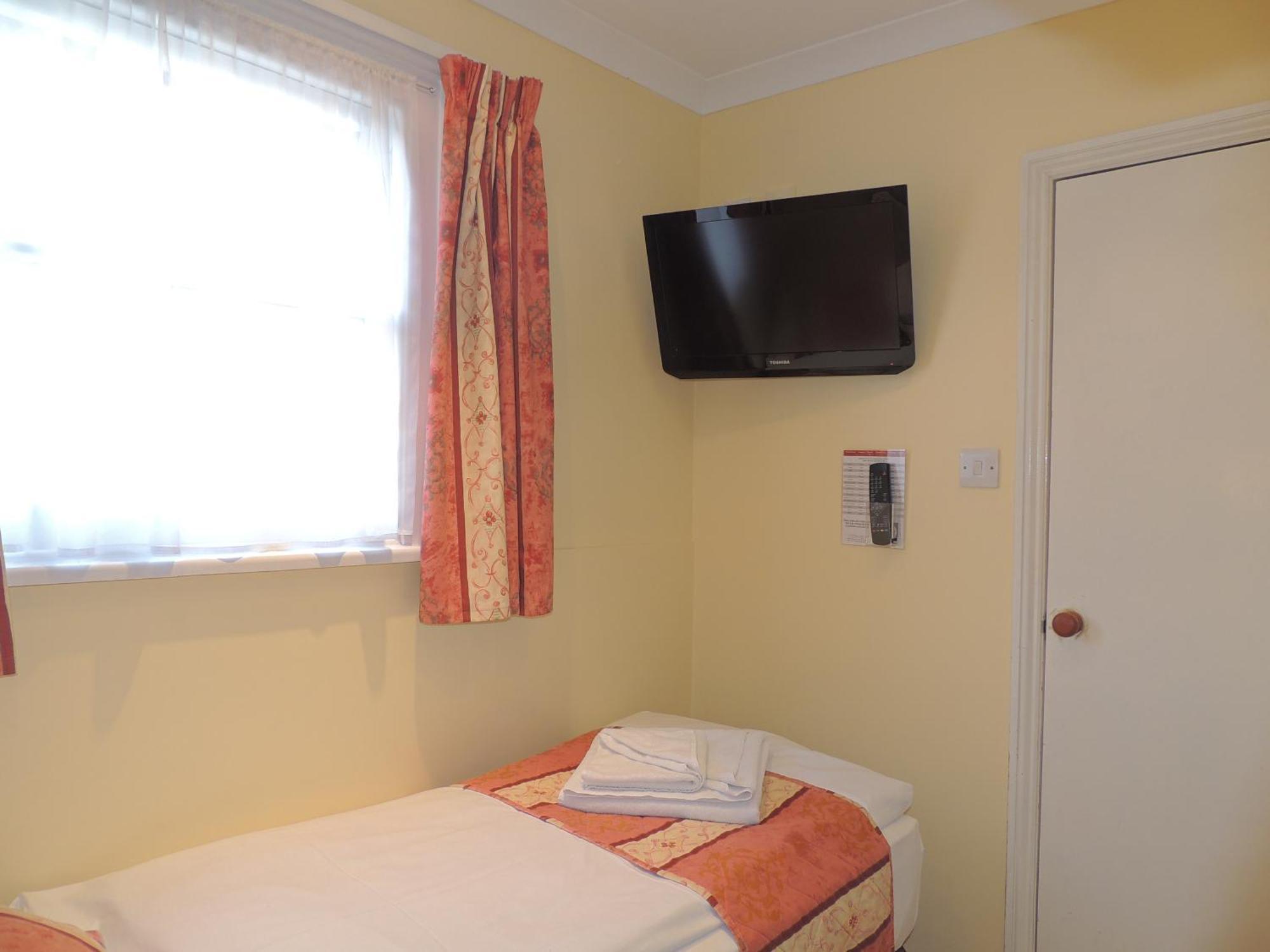 Dolphin Hotel London Ruang foto